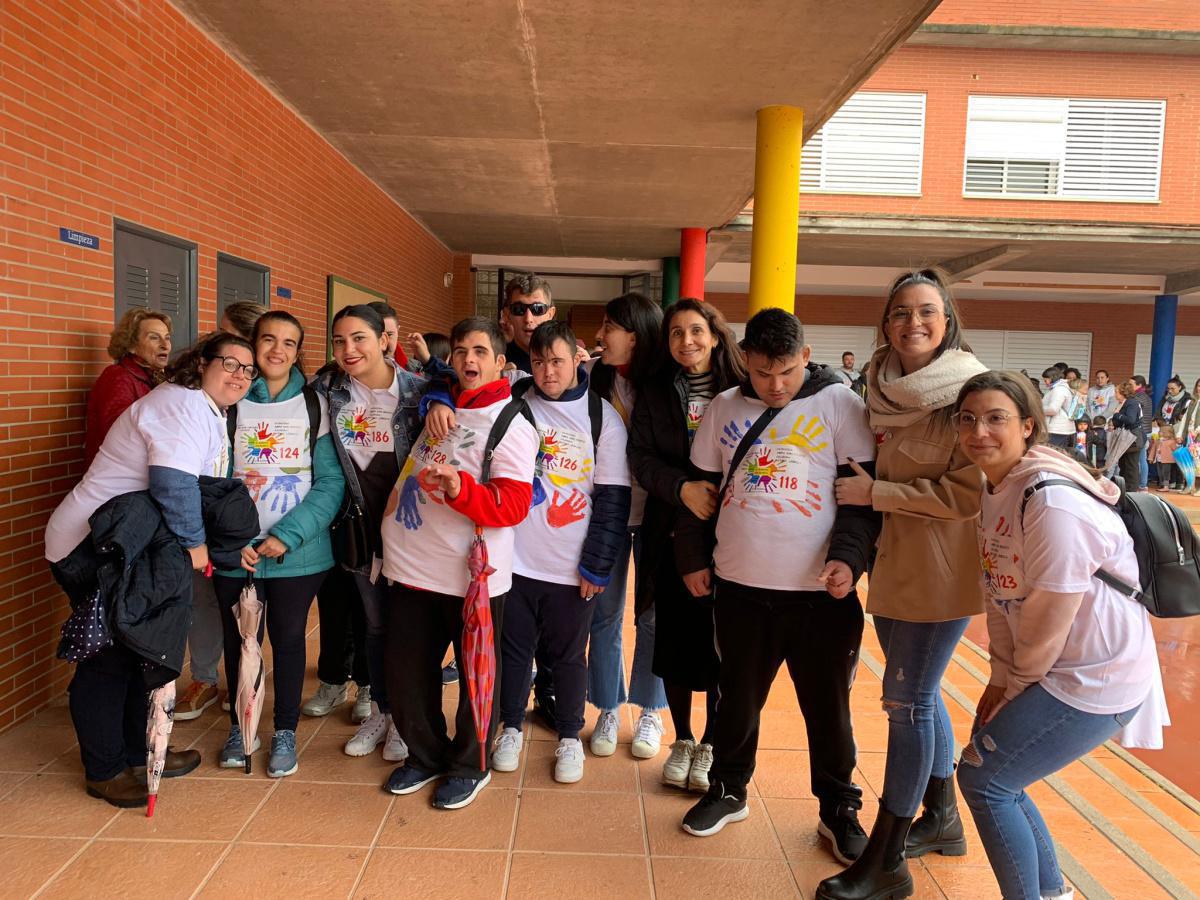 Celebrada con éxito la segunda marcha solidaria organizada por el CEIP Cortines Pacheco Celebrada con éxito la segunda marcha solidaria organizada por el CEIP Cortines Pacheco