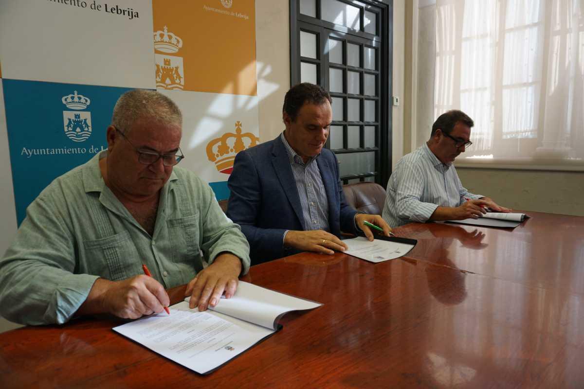 El Ayuntamiento de Lebrija renueva el convenio de colaboración con la ...