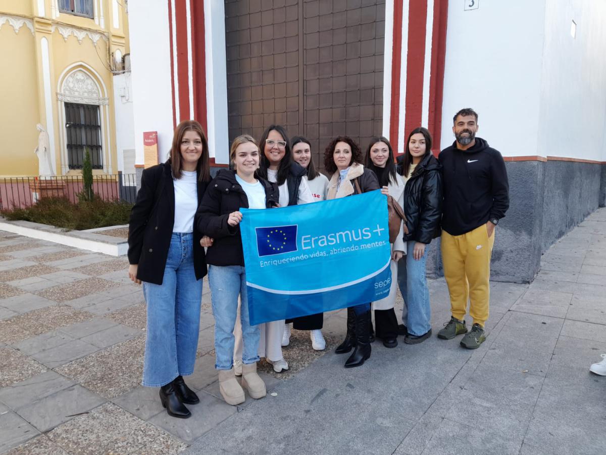 Este lunes parten hacia Portugal los jóvenes lebrijanos que participan en el Programa Erasmus+