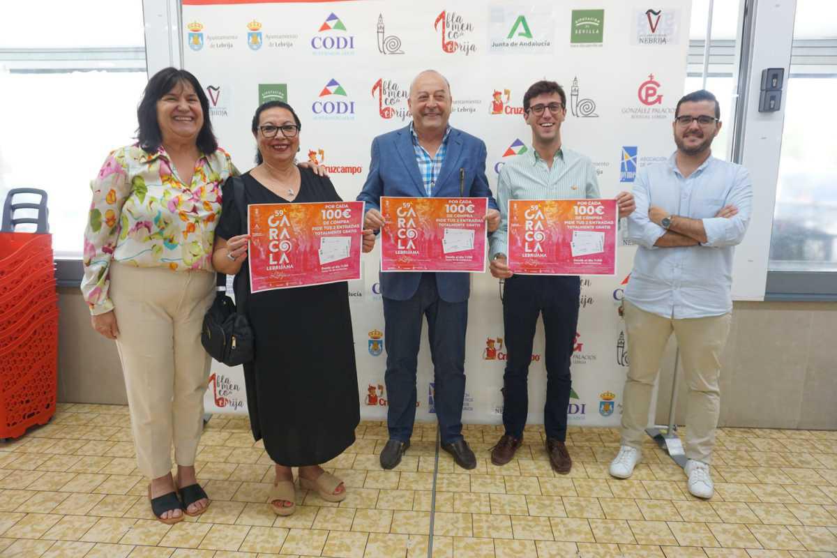 El Ayuntamiento y Supermercados CODI firman una nueva colaboración para el patrocinio de la Caracolá Lebrijana