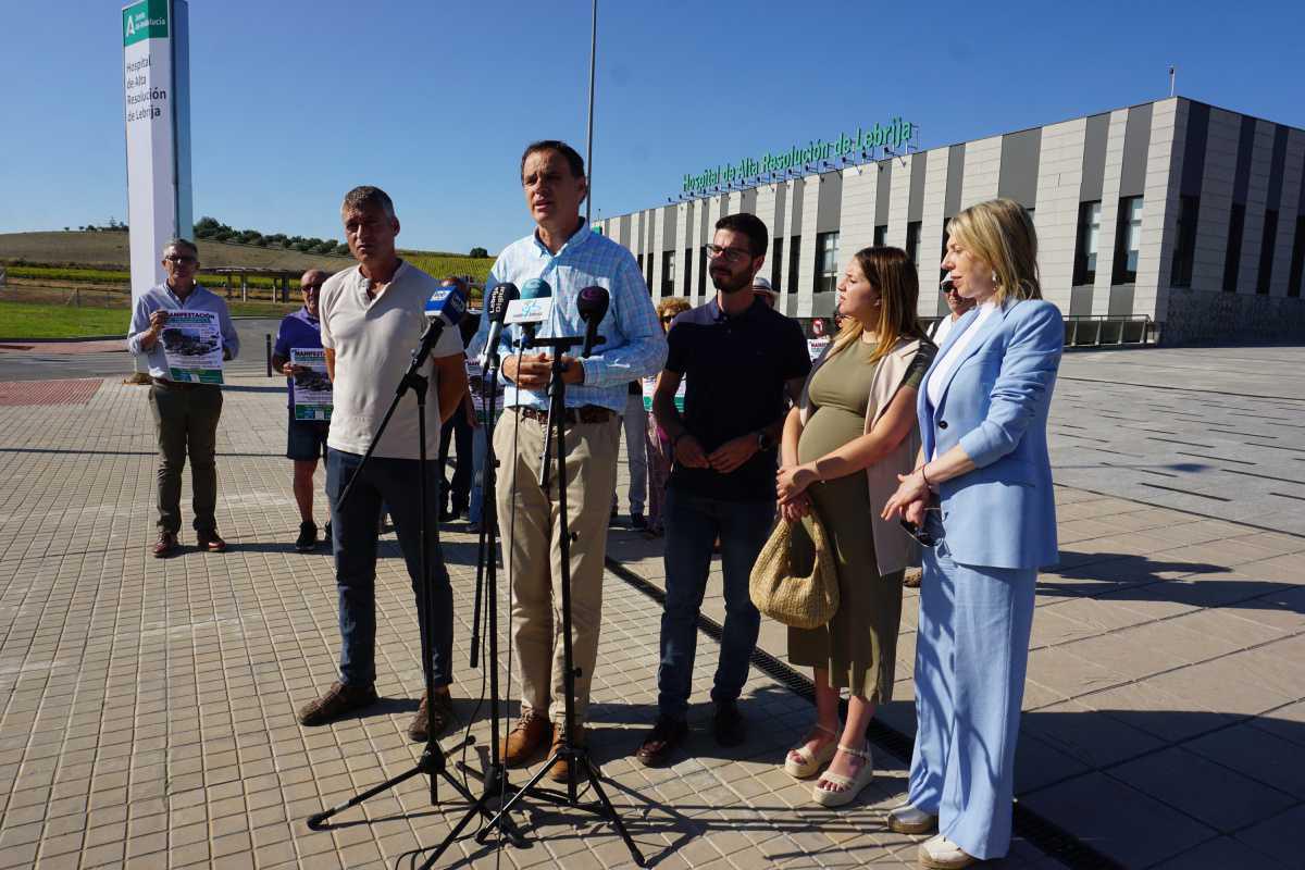 Los alcaldes de Lebrija, Las Cabezas y Marismillas muestran su apoyo a la manifestación comarcal en defensa de la Sanidad Pública prevista este miércoles 3 de julio en Lebrija