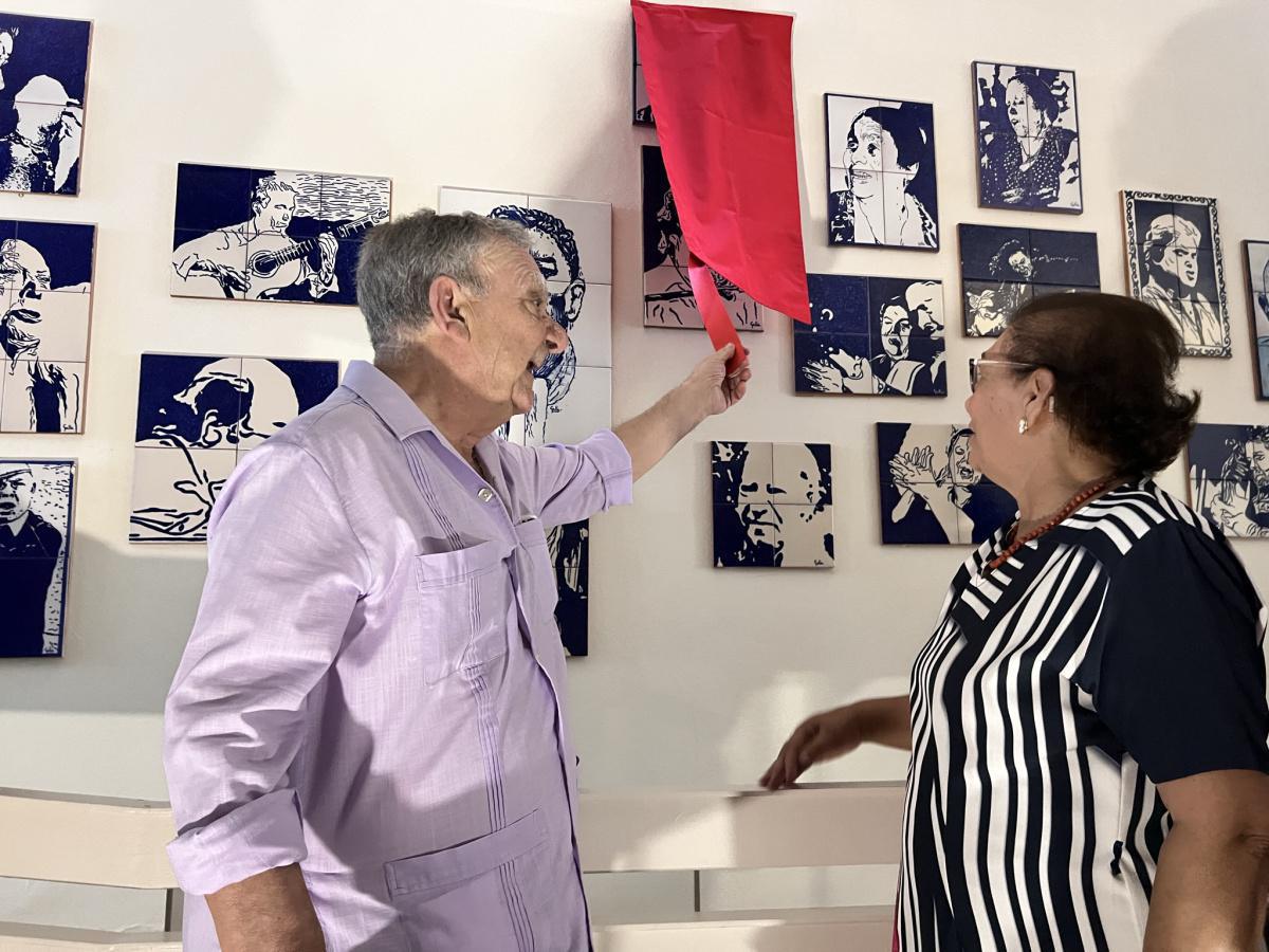 Diego Vargas “El Poeta” y Antonia Peña “La Morena” reciben el cariño de su ciudad natal Diego Vargas “El Poeta” y Antonia Peña “La Morena” reciben el cariño de su ciudad natal