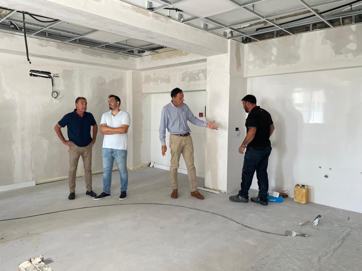 El Ayuntamiento construye el nuevo comedor del CEIP Ignacio Halcón
