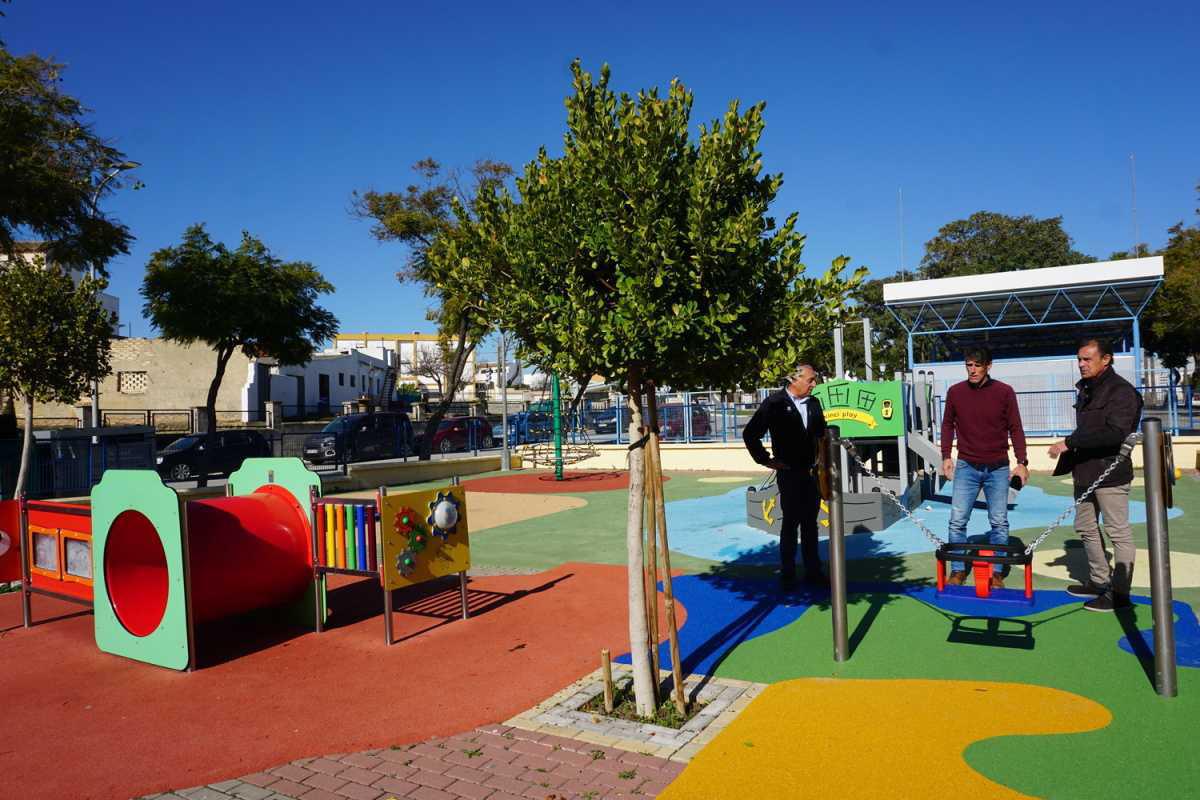 El Ayuntamiento finaliza los trabajos de mejora en diversos parques infantiles de la ciudad