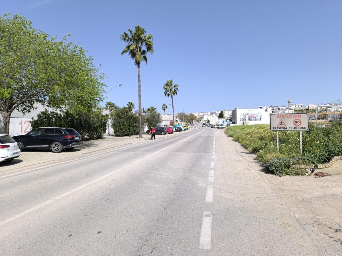 Ayuntamiento y Diputación de Sevilla colaboran en la construcción de cuatro nuevos pasos de peatones inteligentes en Lebrija