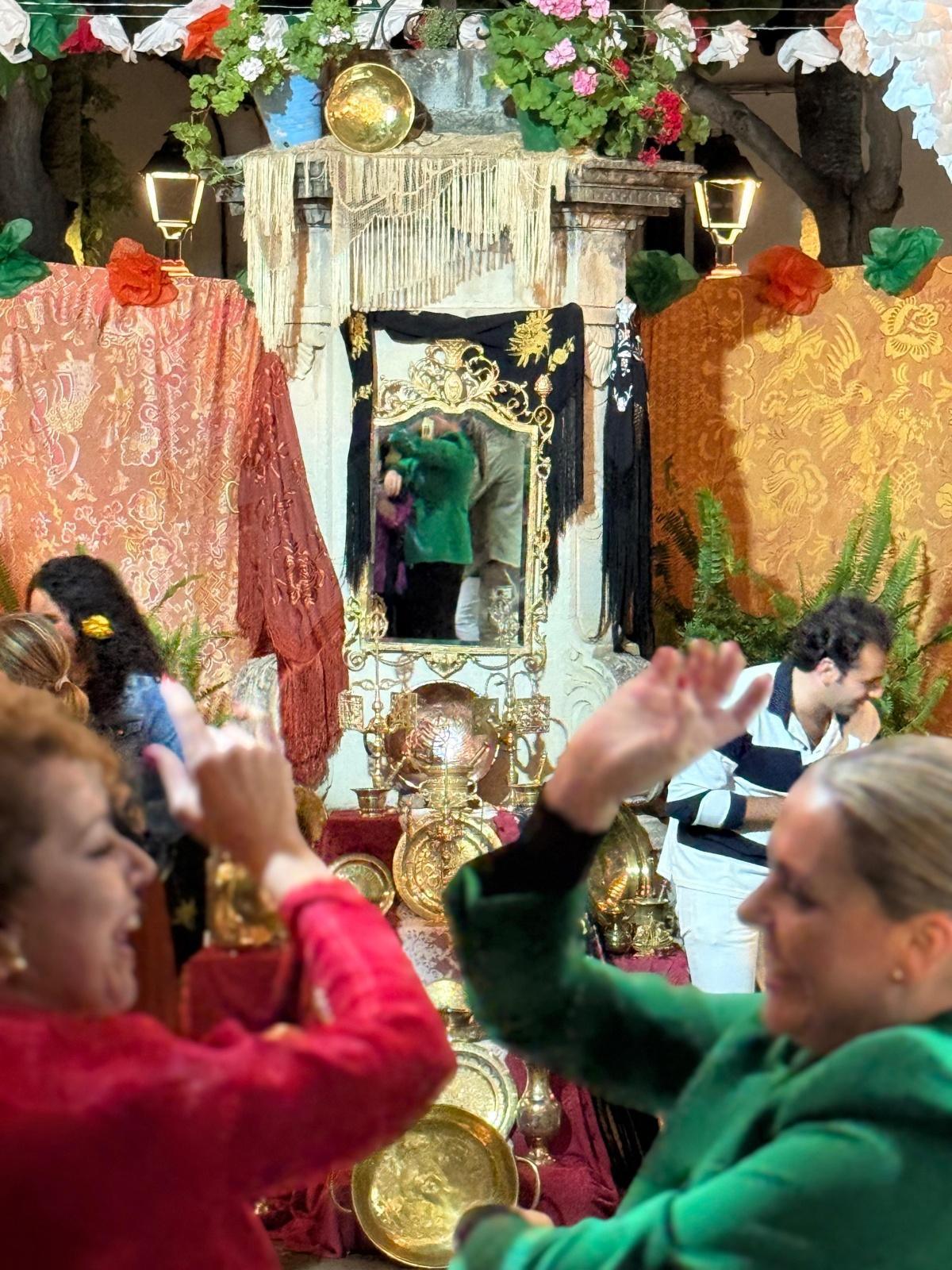 Buen ambiente en la primera de Cruces a pesar de las inclemencias meteorológicas