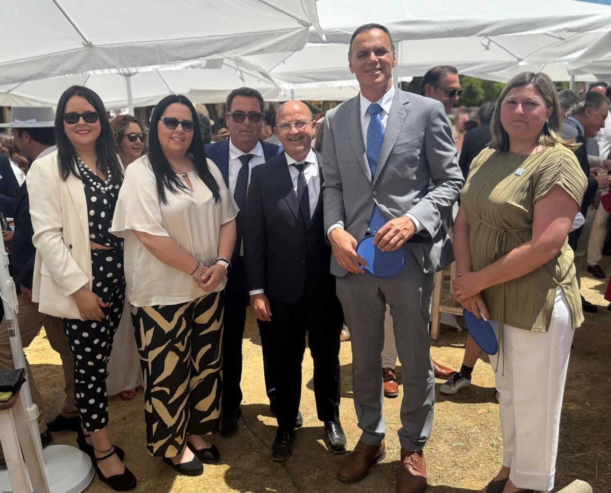El lebrijano Francisco Dorantes recibe el Caballo de Oro 2024