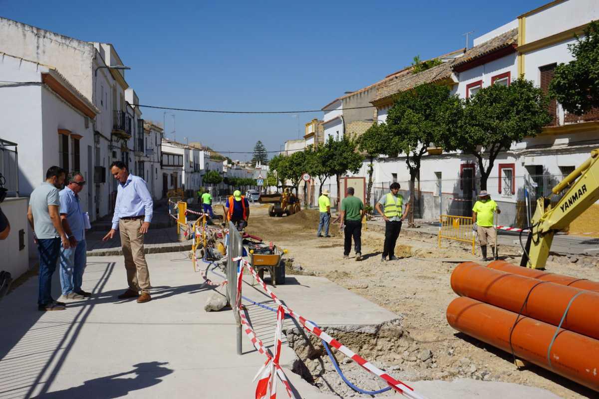 Las obras que el Ayuntamiento ejecuta en calle San Francisco permitirán la remodelación de la vía