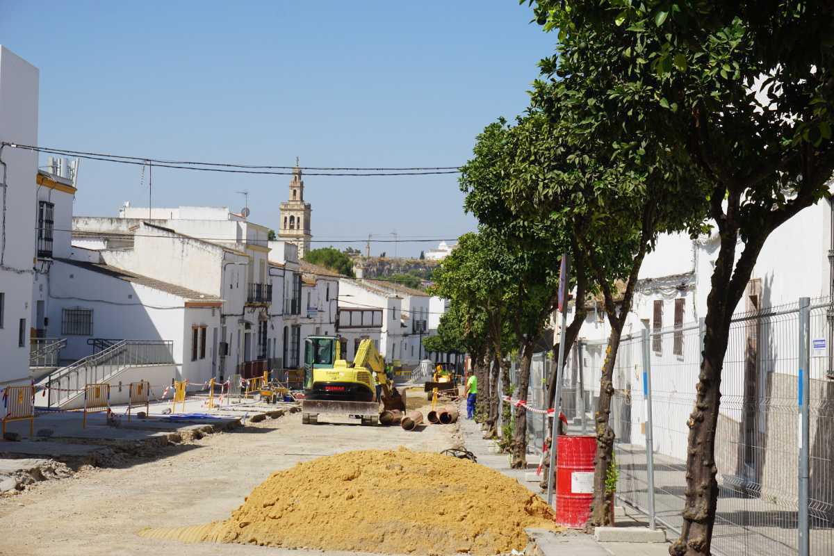 Las obras que el Ayuntamiento ejecuta en calle San Francisco permitirán la remodelación de la vía