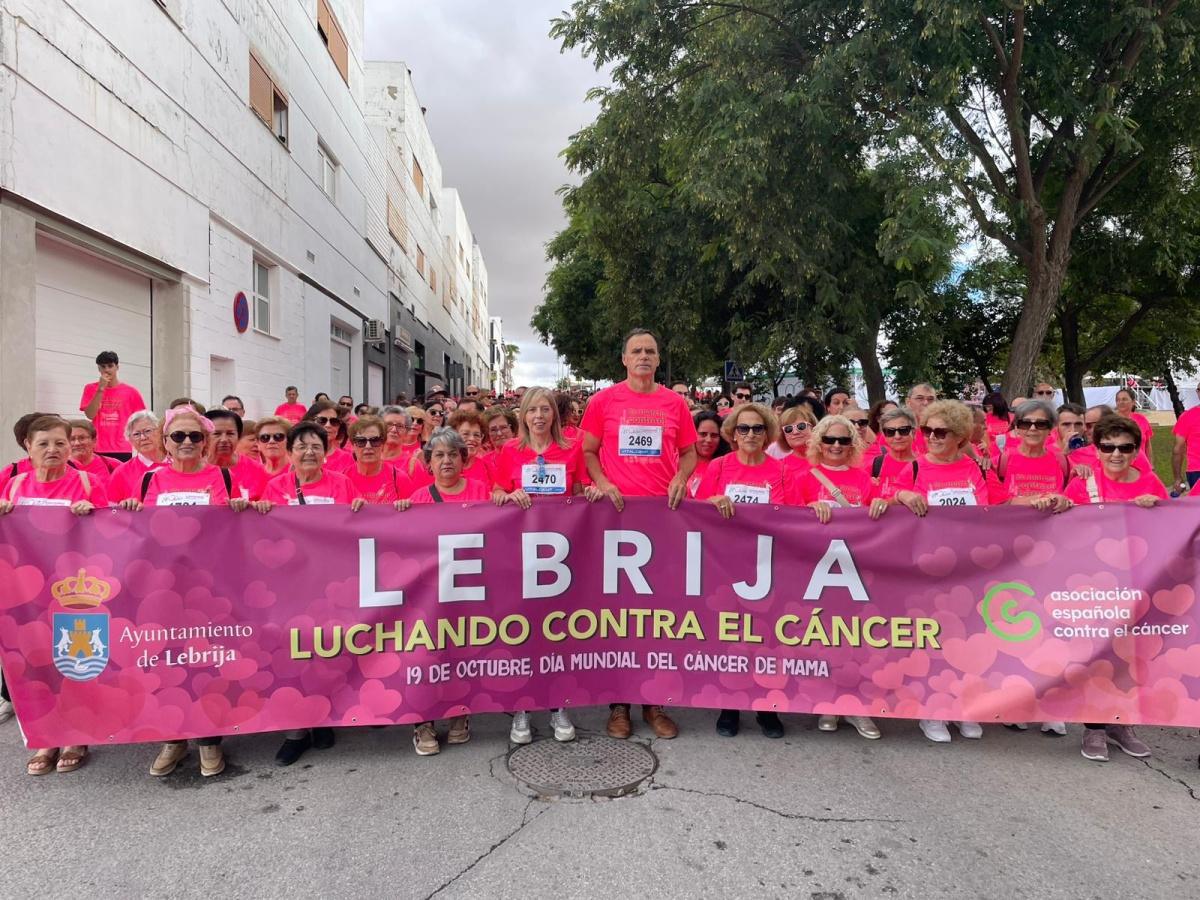Más de 4.000 personas participaron en la décima edición Marcha Rosa celebrada en El Cuervo