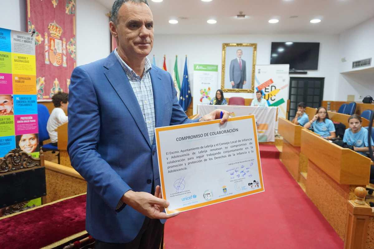 El Ayuntamiento celebra un Pleno Infantil con motivo del Día Mundial de los Derechos de la Infancia y la Adolescencia