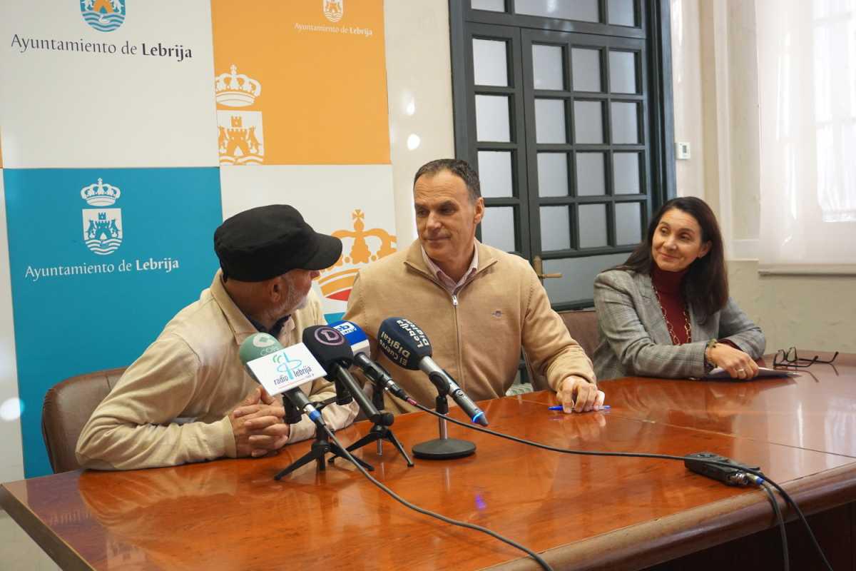 El Ayuntamiento colabora con el Club Atlético Antoniano sufragando los gastos de adecuación del Estadio Municipal para el partido de la Copa del Rey