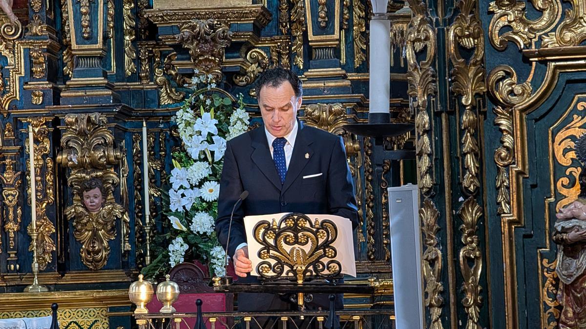 Presentado el cartel de la Semana Santa de Lebrija, una obra de Manuel Mena Bravo