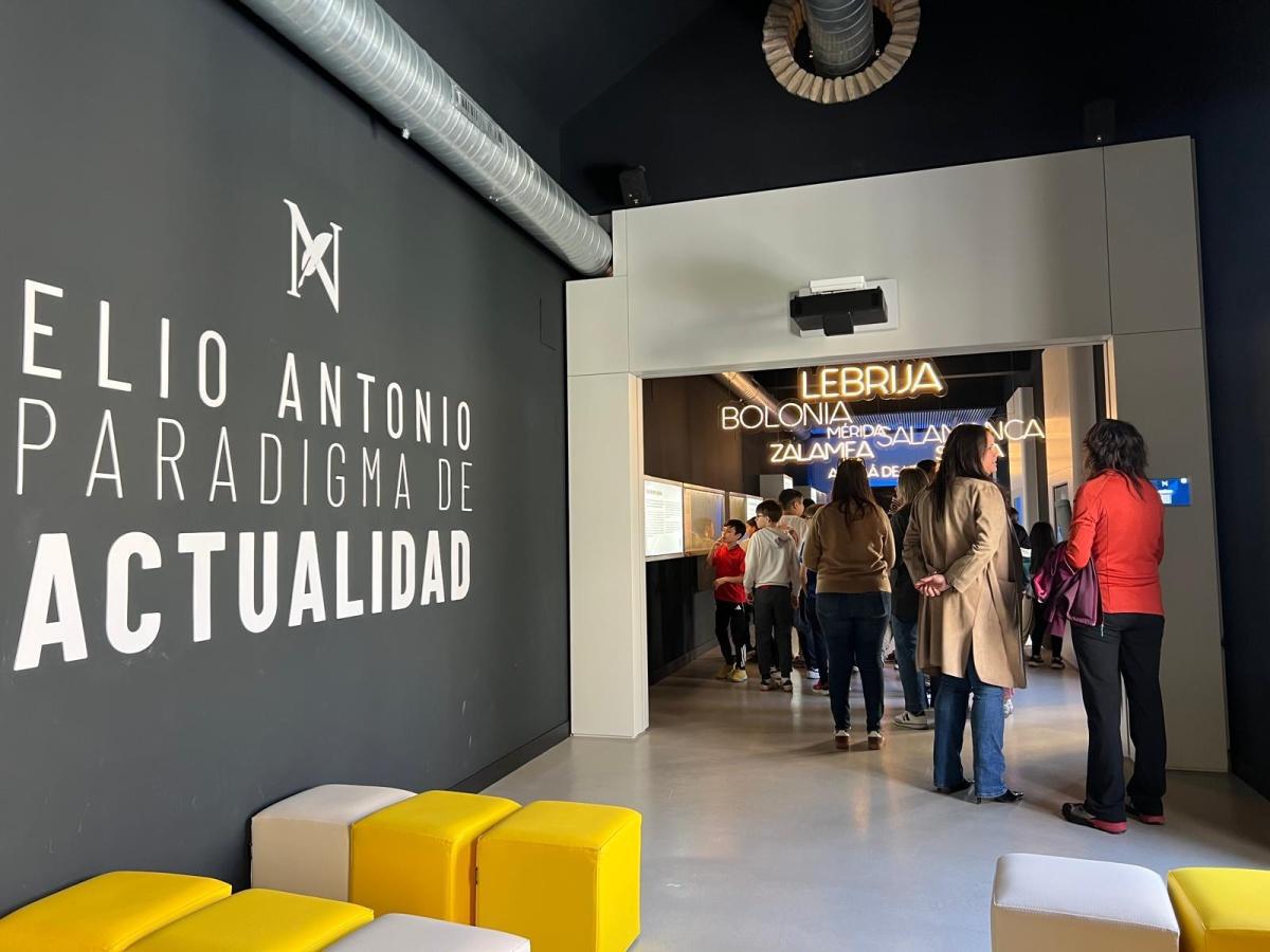 Alumnado lebrijano conoce el Centro Nebrija dentro del Plan Lebrija Educa