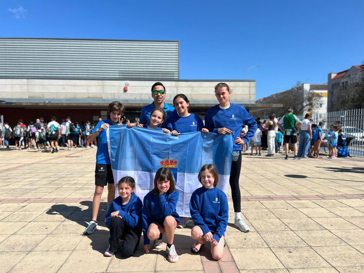 La lebrijana Emma Tejero consigue una nueva medalla de plata en la segunda final del Circuito Provincial de Natación