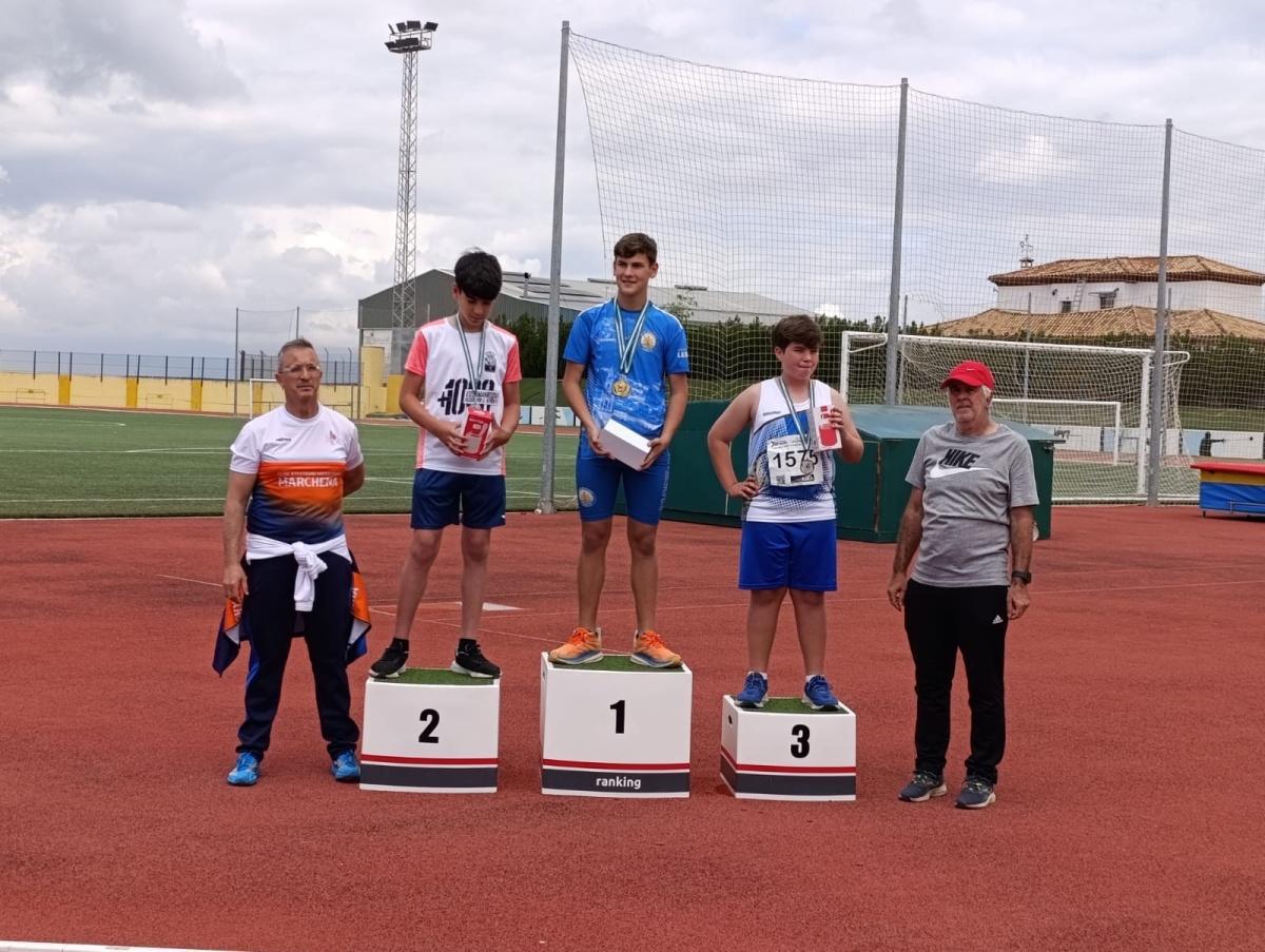 La Escuela Municipal de Atletismo clasifica a siete atletas para la final del Circuito Provincial