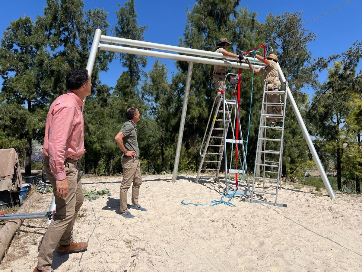 El Ayuntamiento continúa avanzando en la mejora de los parques públicos de Lebrija