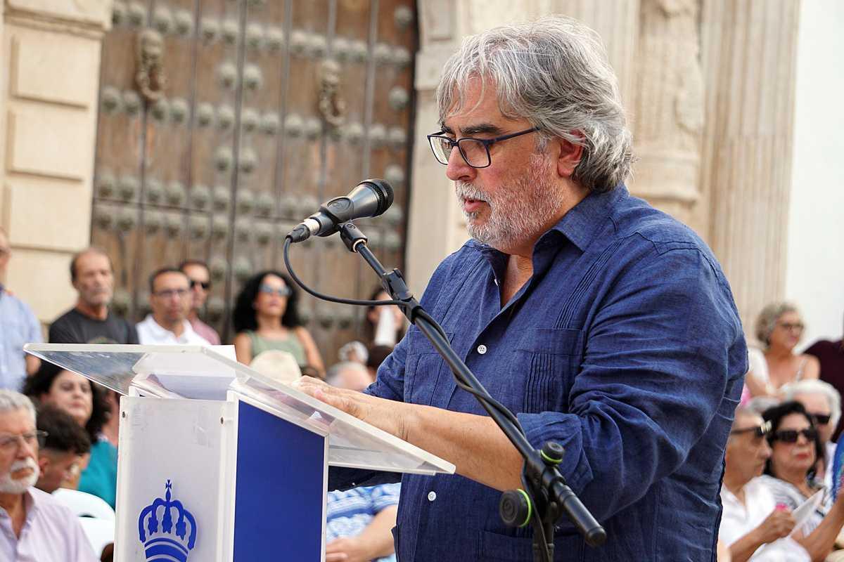 El Lebrijano ya cuenta con un espacio público en su honor bajo el azul del cielo de Lebrija