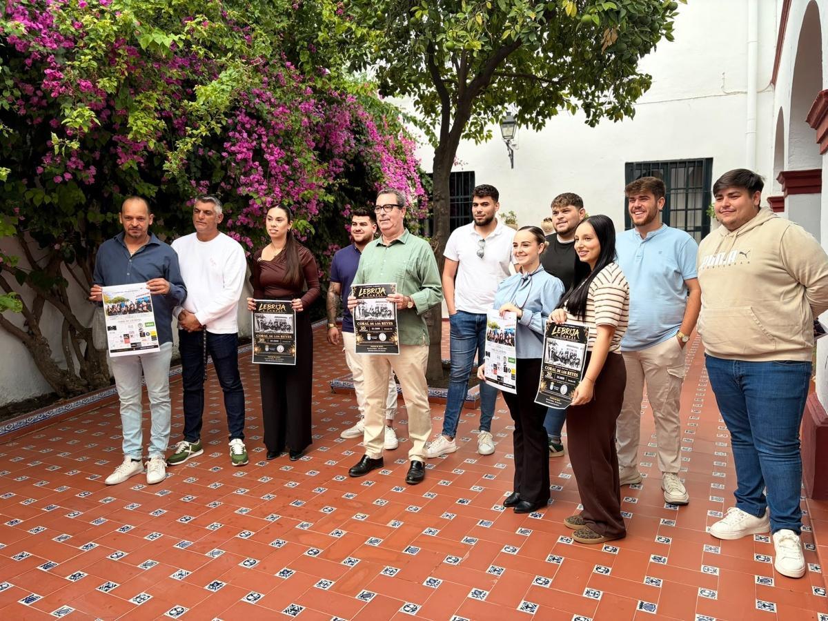 Lebrija a Compás presenta una nueva edición de su zambomba flamenca con una propuesta escénica renovada