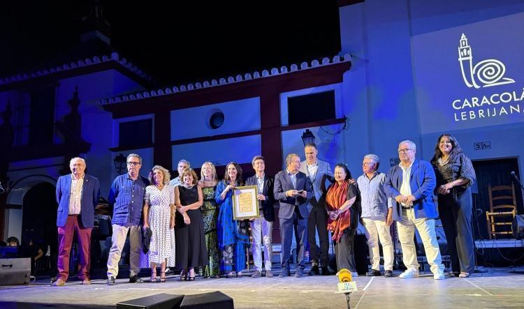 La Caracolá Lebrijana se despide con un lleno absoluto, el Caracol de Oro para la Diputación de Sevilla y los vítores del público a La Reina Gitana y Anabel Valencia