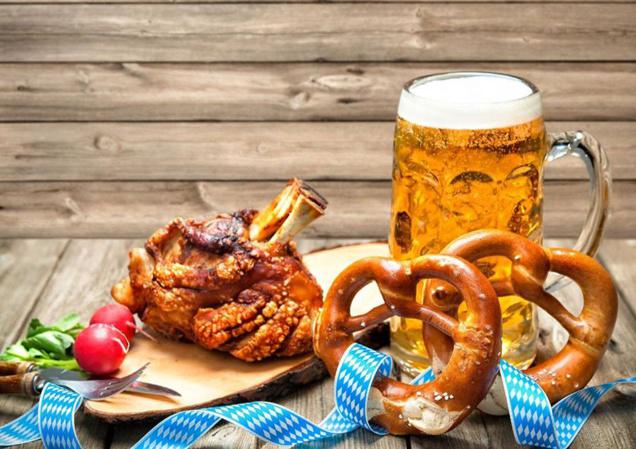 Oktoberfest Paris La Celebre Fete De La Biere Allemande Debarque Dans La Capitale