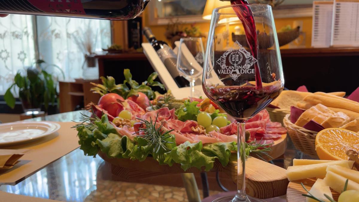 La Valdadige e l'Enantio, un legame antichissimo La Valdadige e l'Enantio, un legame antichissimo