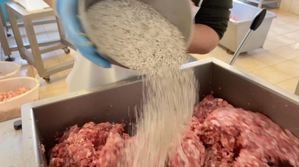 Il "pelao", il Tastasàl "anticipato" Il "pelao", il Tastasàl "anticipato"