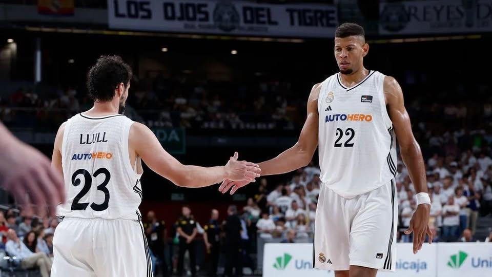 El Madrid se adelanta en los playoffs contra el Baskonia 82-76