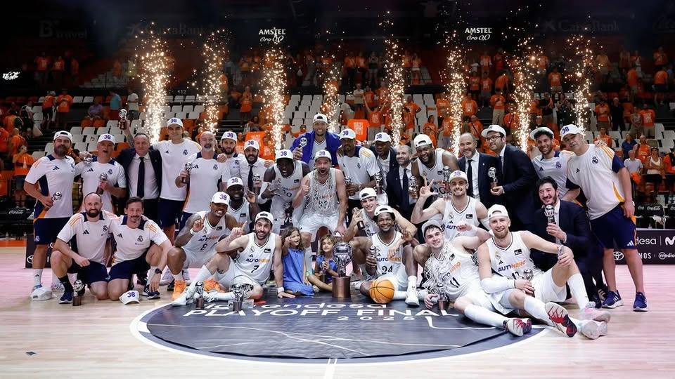 ¡Campeones de Liga! 70-81
