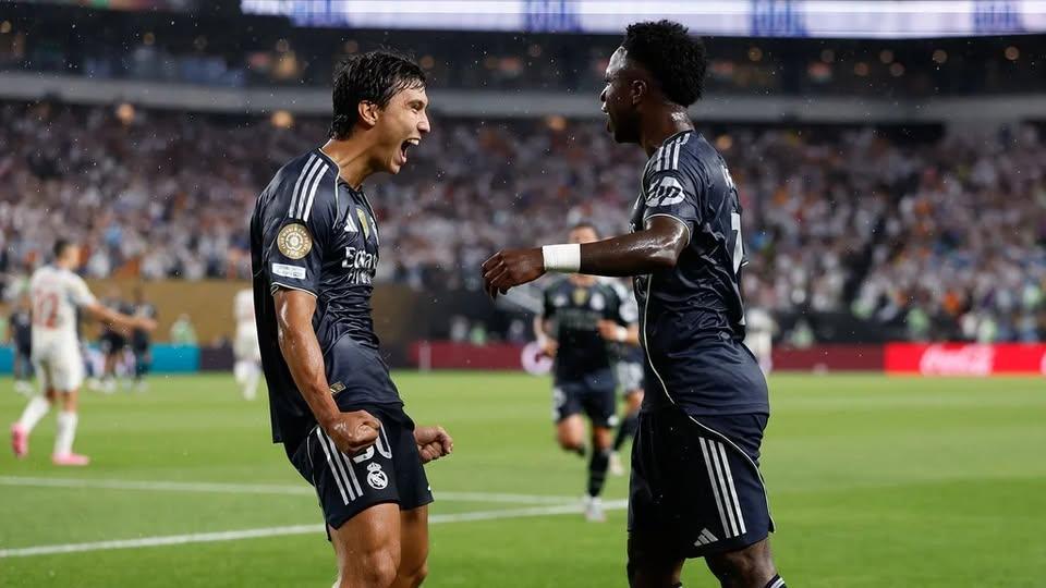 A octavos del Mundial como primeros de grupo 0-3