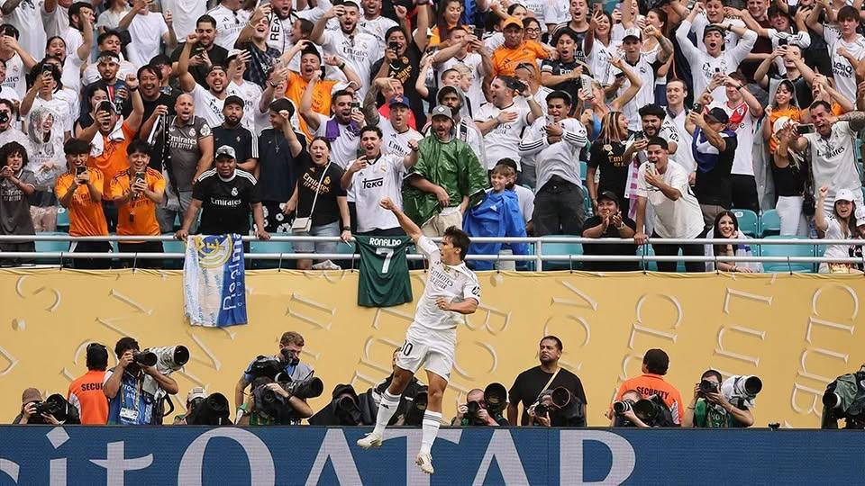 A los cuartos del Mundial con un gol de Gonzalo