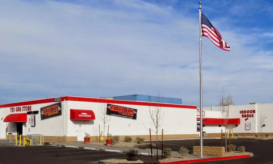 $10 KICKBACK PER ADULT SHOOTER at The Gun Store on non-reserved shooting experiences! TOP COMMISSION PAYOUT OF ANY GUN RANGE IN VEGAS!