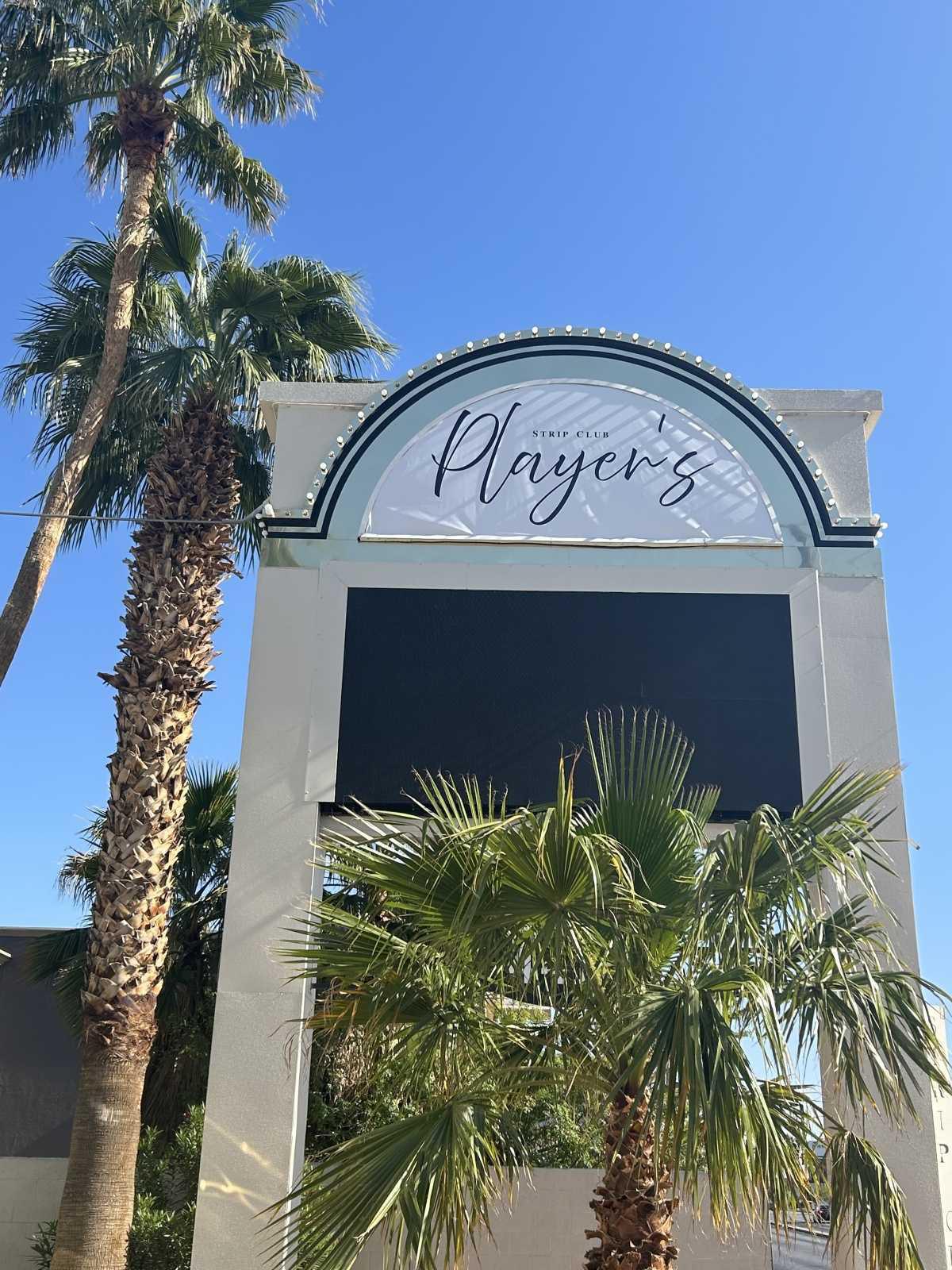 Drivers! Players Strip Club & Sports Bar (formerly Centerfolds) is now open 6PM–6AM! Get $160 per male customer you drop off. All-new vibe, same big payouts—don't miss your chance to earn big tonight!
