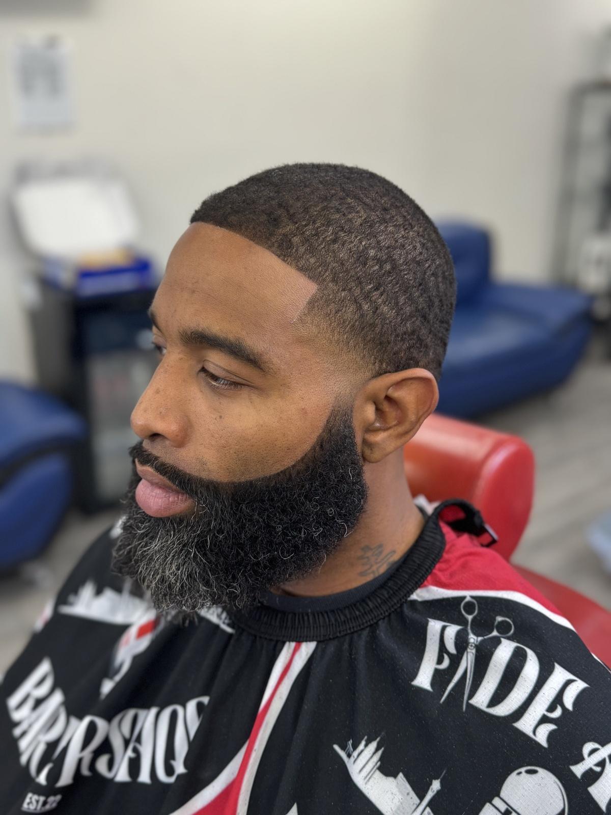 NEW DRIVER KICKBACK 💈 $10 CASH PER DROP Bring your passengers to Fade Away Barbershop in Las Vegas Chinatown, minutes from the Strip. Walk-ins welcome, open 7 days & until Midnight on Fri/Sat. Get $10 cash for every qualified customer you bring in