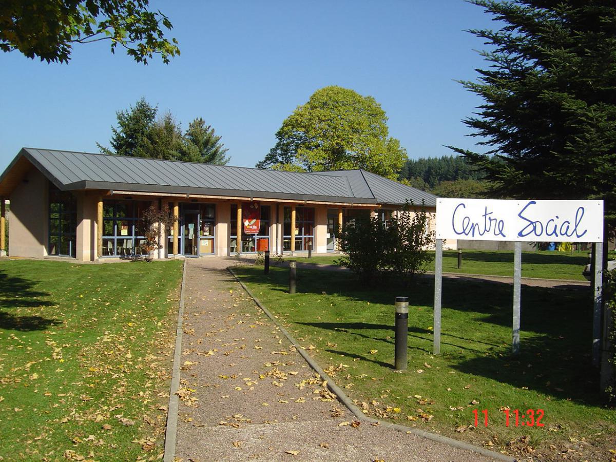 Vive les services publics dans les campagnes Vive les services publics dans les campagnes