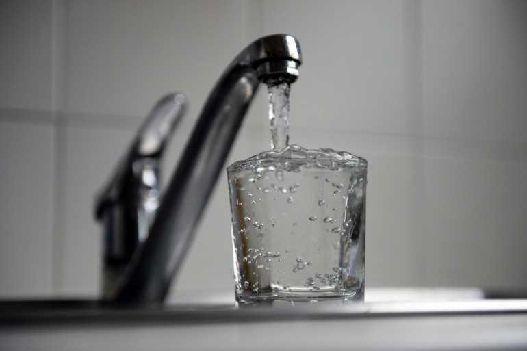 Pourquoi choisir l'eau du robinet : un gain financier conséquent