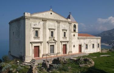 Castello e Santuario - Castle and Sanctuary