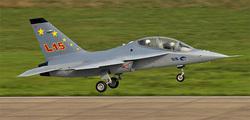 Bourget 2009: Le constructeur russe annonce une commande de 16 Yak-130 pour l'Algérie