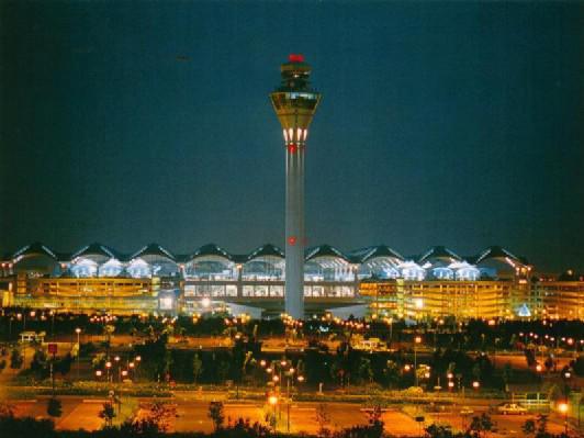 6ème: Aéroport Kuala Lumpur