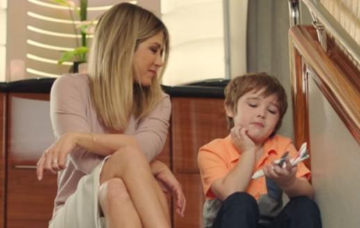 Emirates: Jennifer Aniston à nouveau à bord d’Emirates pour la promotion de l'A380