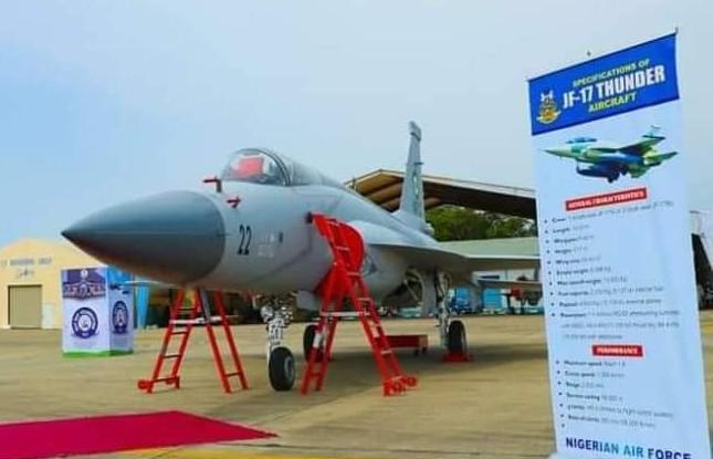 Pakistan Aeronautical Complex livre trois avions de combat JF-17 à l'armée de l’air nigériane