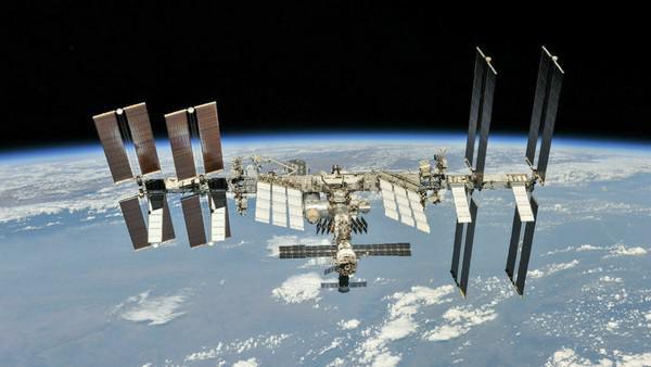 La Russie envoie un milliardaire japonais sur l'ISS depuis Baïkonour au Kazakhstan