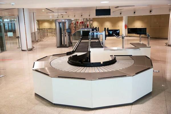 Don de l'Allemagne de matériel et équipements à l’aéroport MohammedV