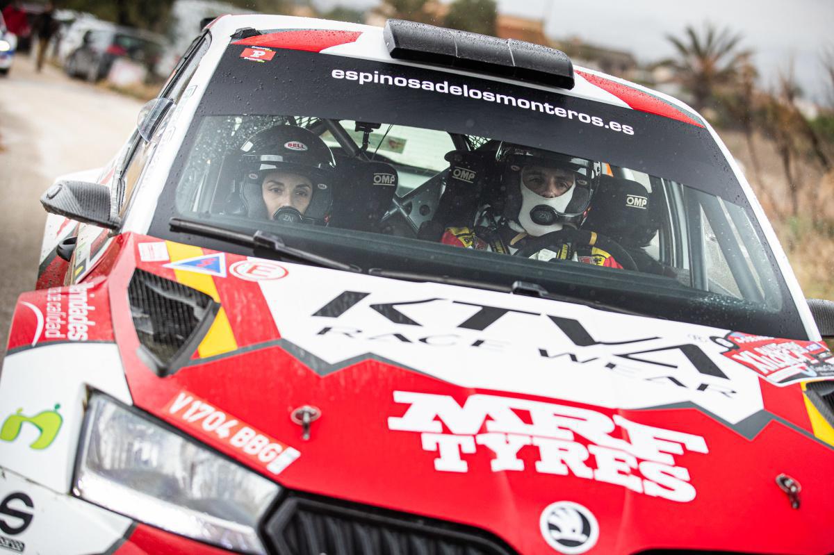 Efrén Llarena y Sara Fernández se coronan en Lorca. Primeros líderes del SuperCER. Efrén Llarena y Sara Fernández se coronan en Lorca. Primeros líderes del SuperCER.