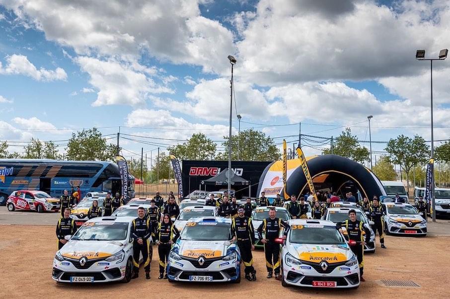 Exitoso arranque de las copas de promoción Renault  Exitoso arranque de las copas de promoción Renault