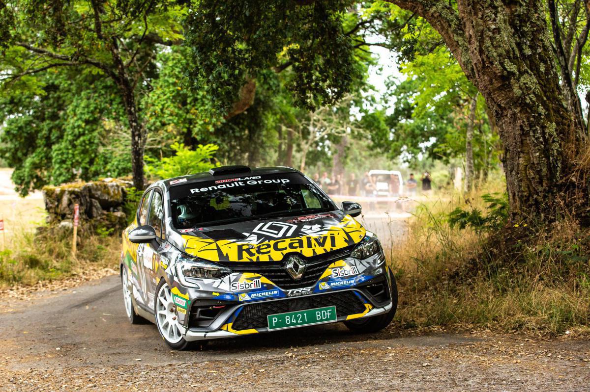 Las clasificaciones de las copas nacionales Renault llegan muy ajustadas al Rally Blendio Princesa de Asturias Ciudad de Oviedo Las clasificaciones de las copas nacionales Renault llegan muy ajustadas al Rally Blendio Princesa de Asturias Ciudad de Oviedo