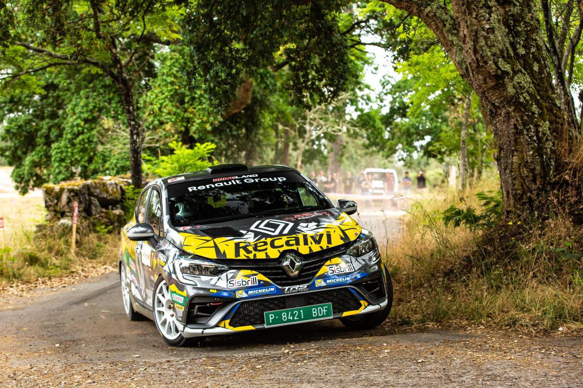 Las clasificaciones de las copas nacionales Renault llegan muy ajustadas al Rally Blendio Princesa de Asturias Ciudad de Oviedo