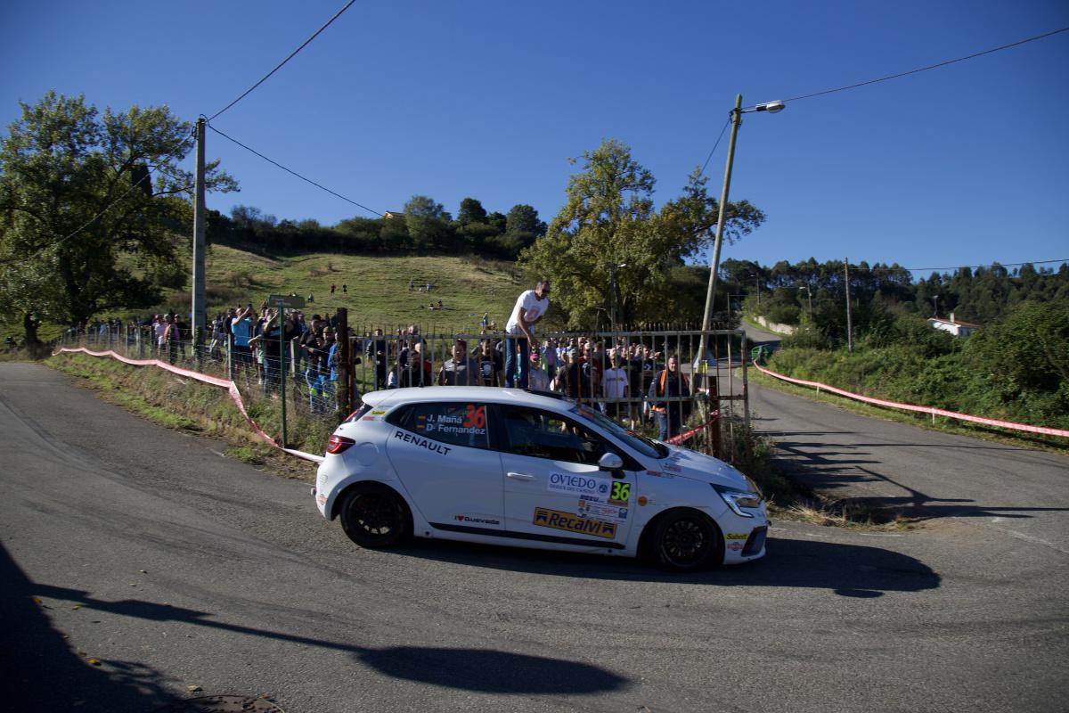 Mañá vence en la Clio Trophy Spain y lidera la clasificación Mañá vence en la Clio Trophy Spain y lidera la clasificación