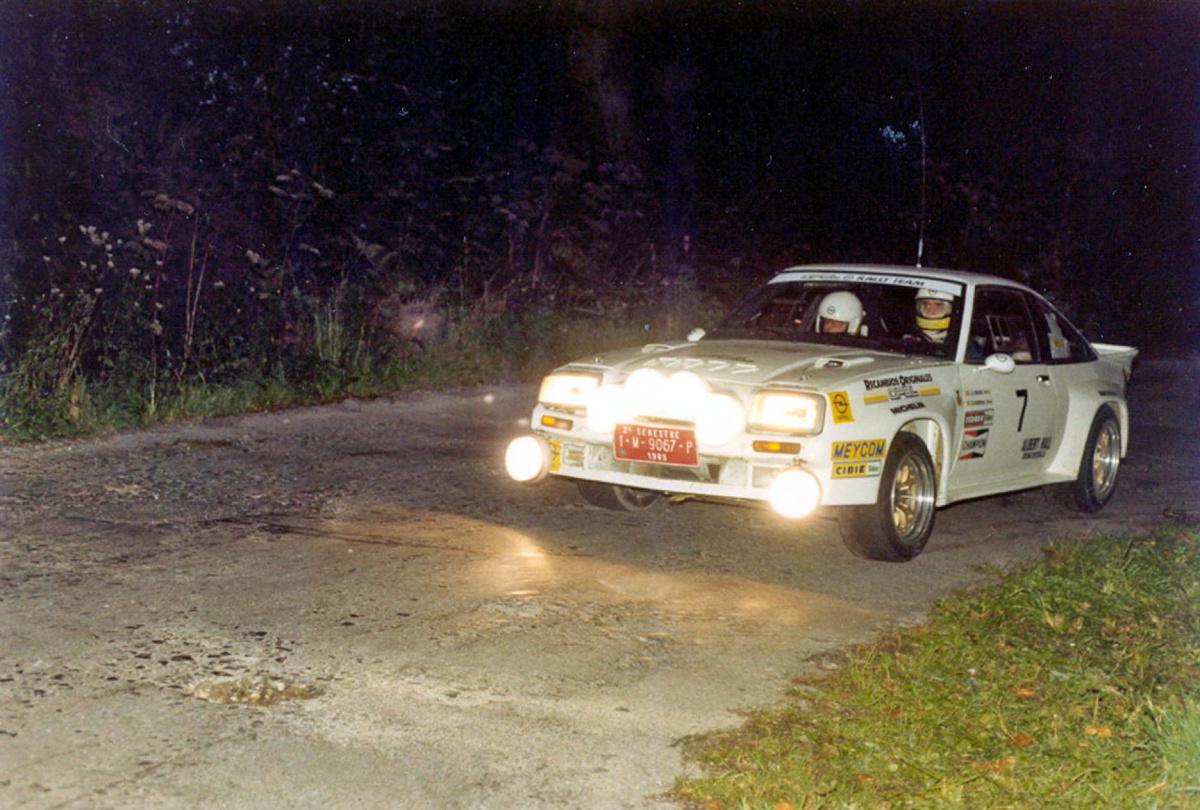 Historia 1983 - Tiempos de cambio Historia 1983 - Tiempos de cambio