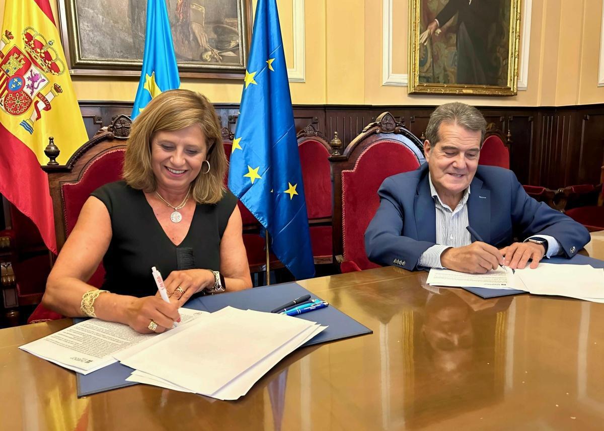 Renovado el convenio de colaboración con el Ayuntamiento de Oviedo Renovado el convenio de colaboración con el Ayuntamiento de Oviedo